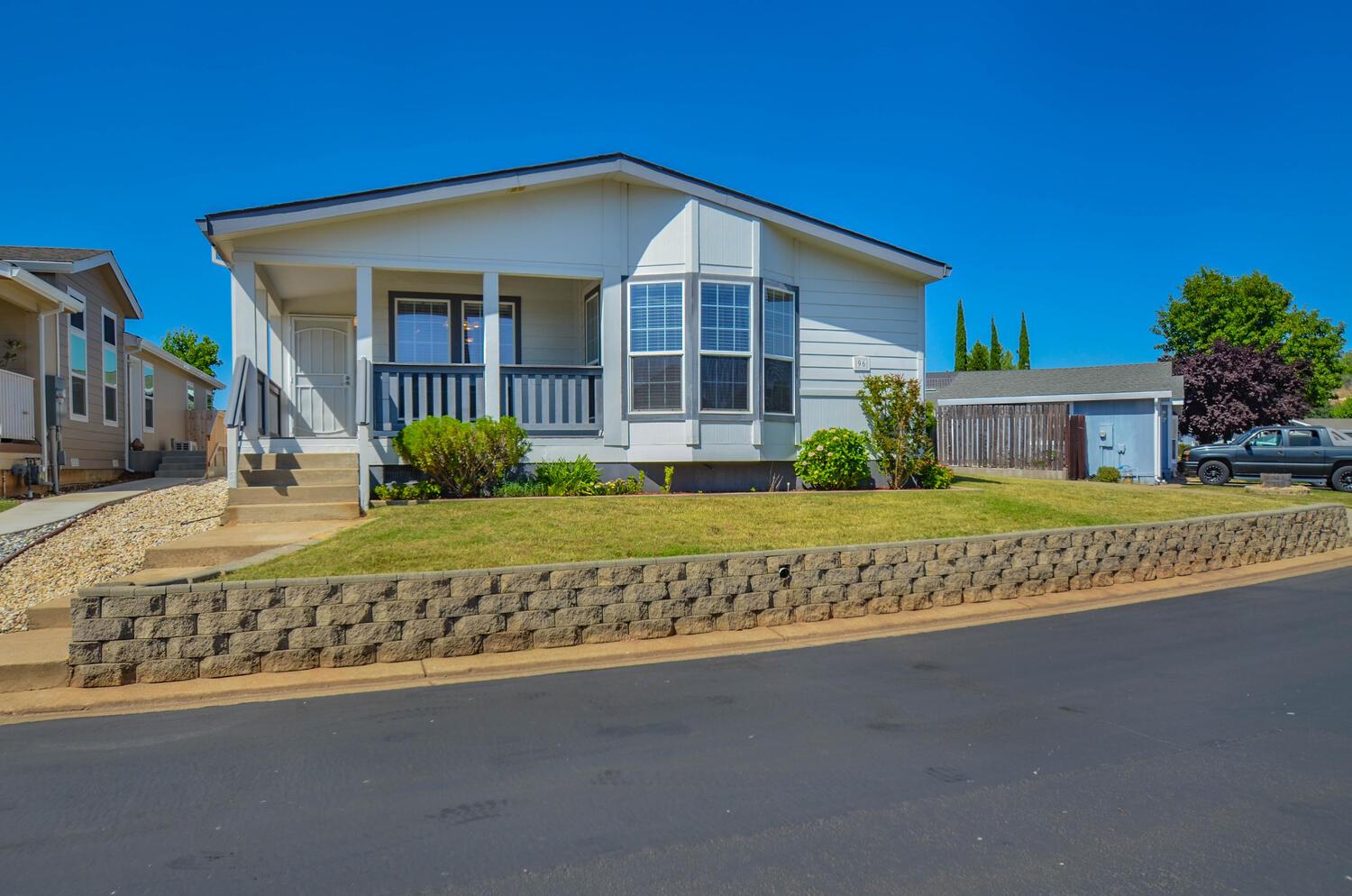 Detail Gallery Image 3 of 44 For 96 Mesa De Oro Circle, Sutter Creek,  CA 95685 - 3 Beds | 2 Baths