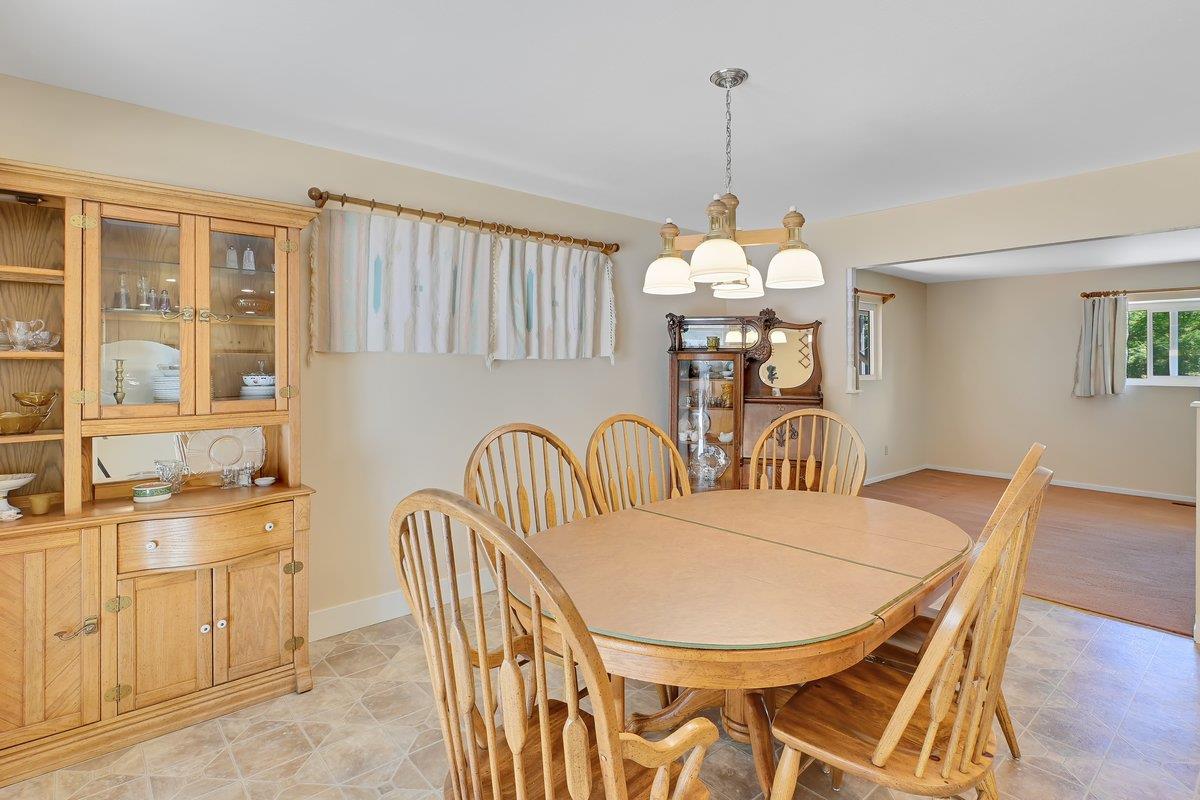 Detail Gallery Image 7 of 36 For 335 Rhode Island St, Grass Valley,  CA 95945 - 4 Beds | 2 Baths