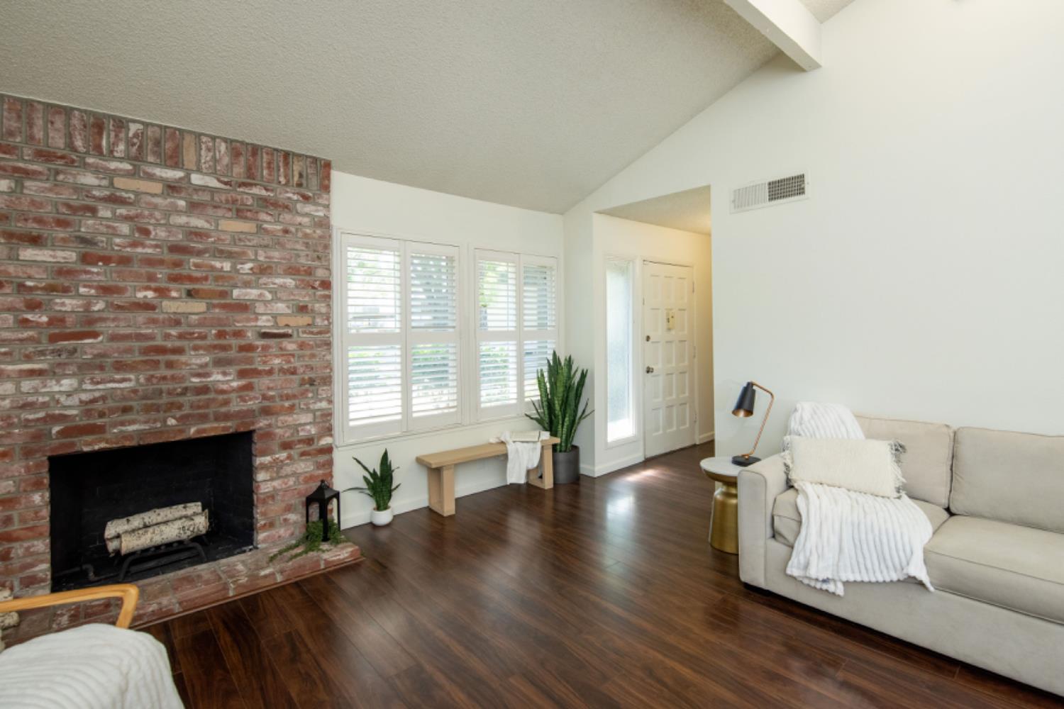 Detail Gallery Image 6 of 36 For 617 W Granger Ave #95,  Modesto,  CA 95350 - 3 Beds | 2 Baths