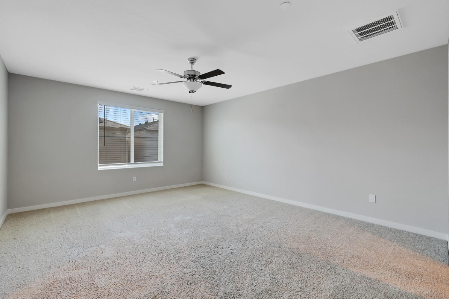 Detail Gallery Image 23 of 34 For 4089 Southampton St, West Sacramento,  CA 95691 - 3 Beds | 2/1 Baths