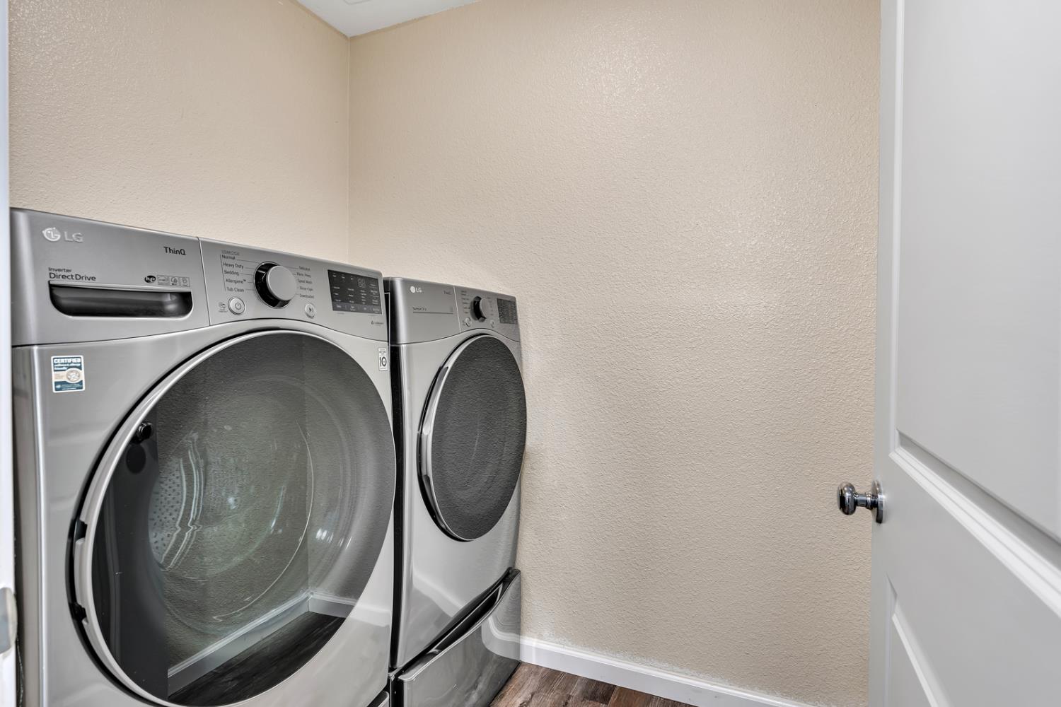 Detail Gallery Image 23 of 58 For 1807 Patricia Ct, Los Banos,  CA 93635 - 4 Beds | 3 Baths