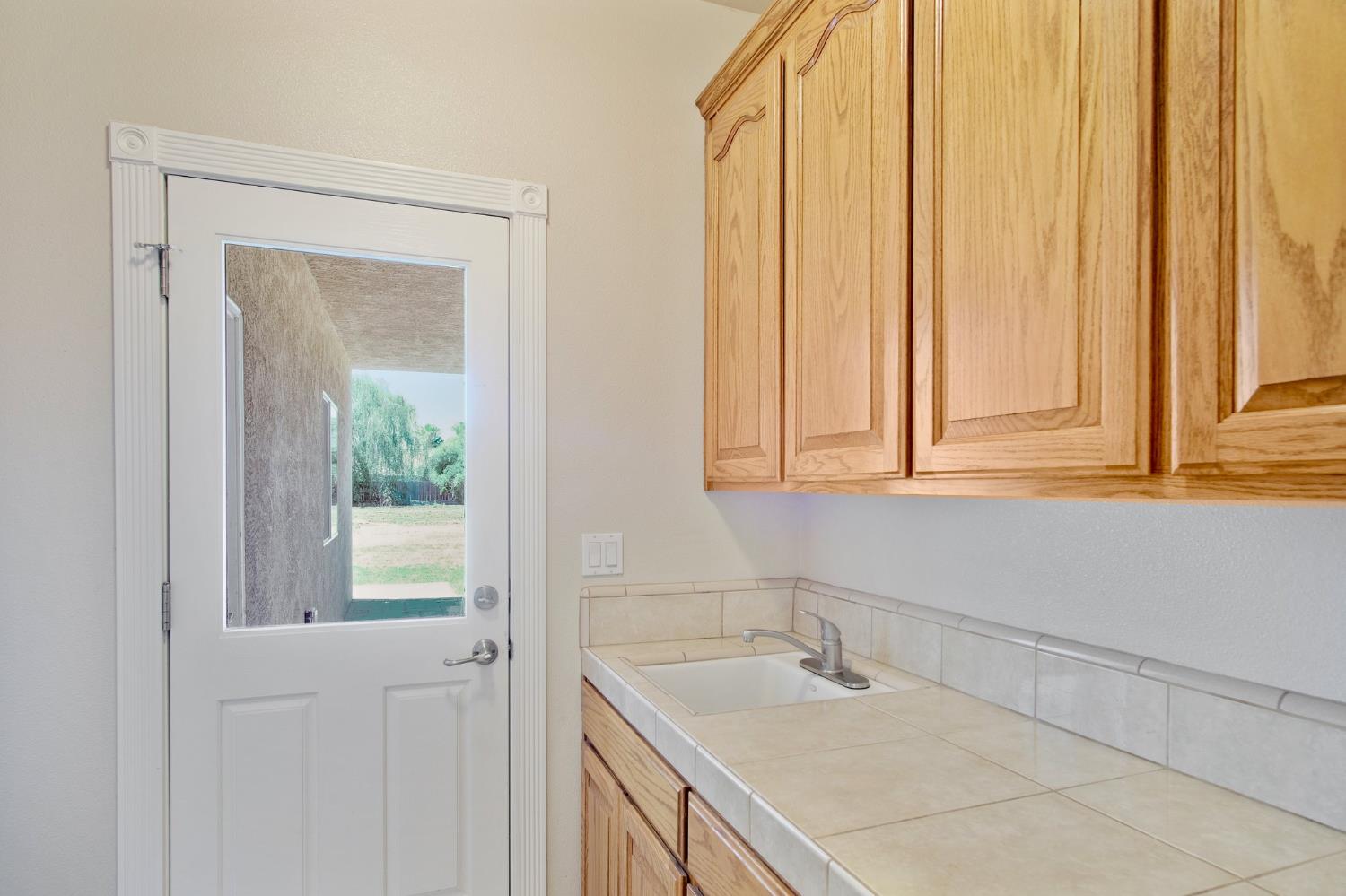 Detail Gallery Image 16 of 31 For 1071 Prince William Ct, Atwater,  CA 95301 - 4 Beds | 3 Baths