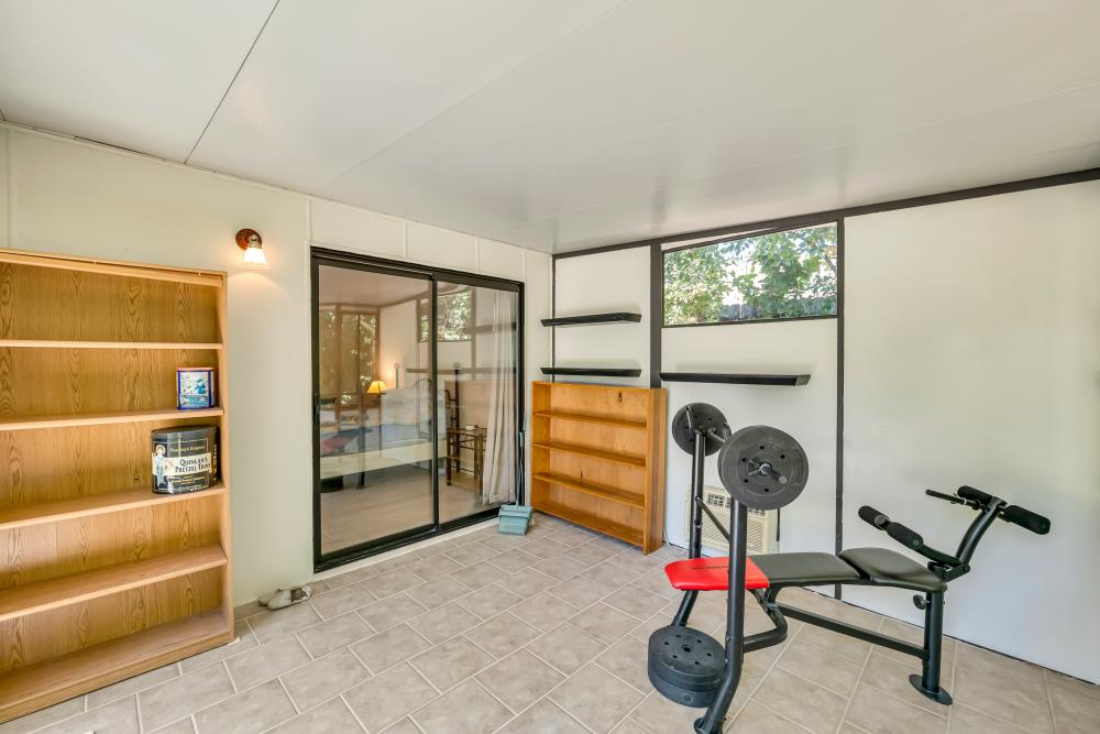 Detail Gallery Image 33 of 59 For 7527 Island Way, Sacramento,  CA 95831 - 3 Beds | 2 Baths