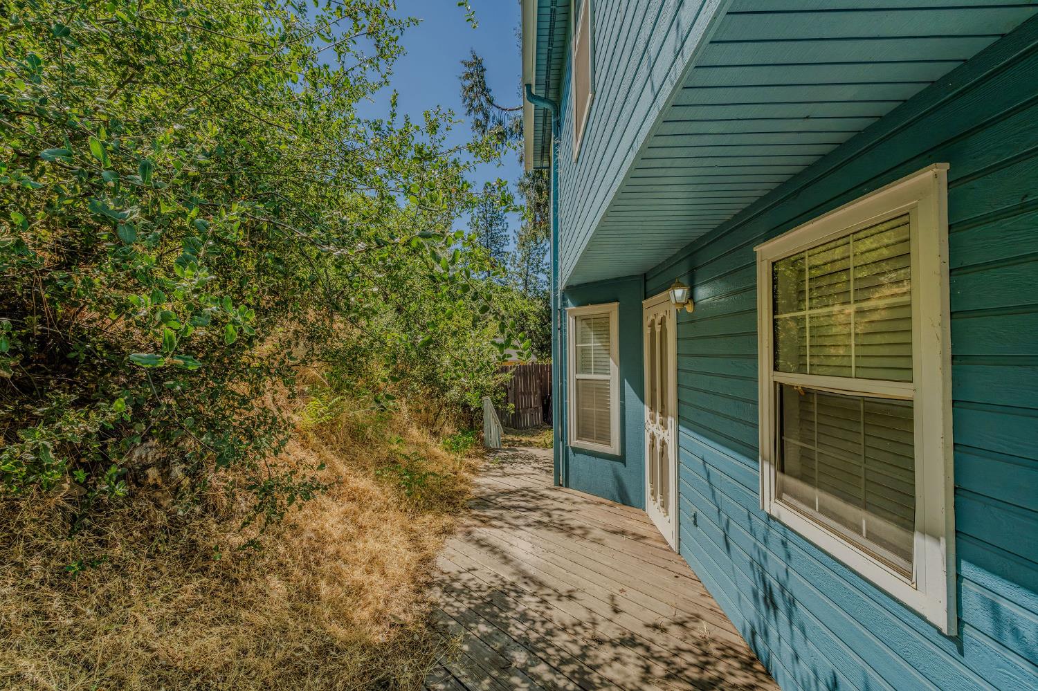 Detail Gallery Image 16 of 54 For 8201 Highway 49, Mokelumne Hill,  CA 95245 - 3 Beds | 2/1 Baths