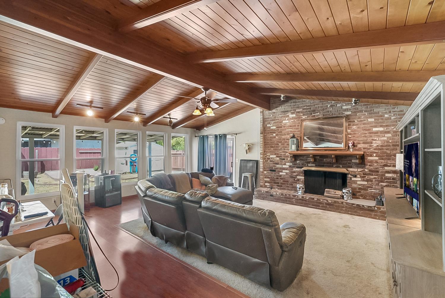 Detail Gallery Image 4 of 14 For 2409 Henry Ave, Ceres,  CA 95307 - 3 Beds | 2 Baths