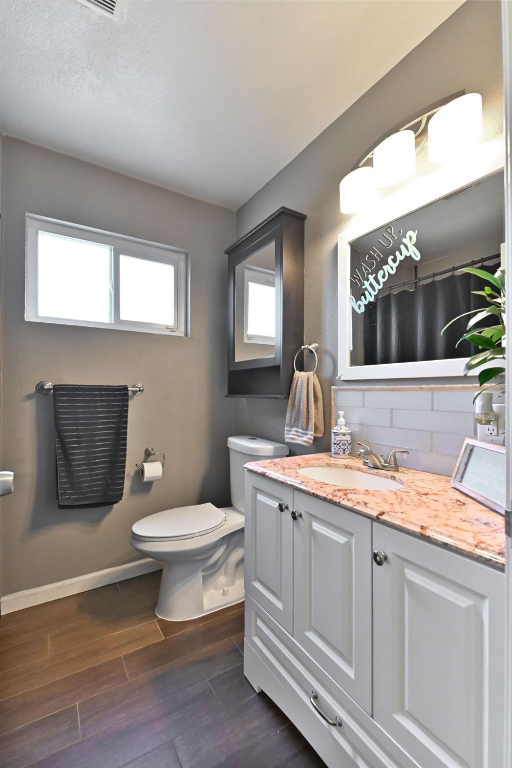 Detail Gallery Image 43 of 75 For 2420 Glenfaire Dr, Rancho Cordova,  CA 95670 - 3 Beds | 2 Baths