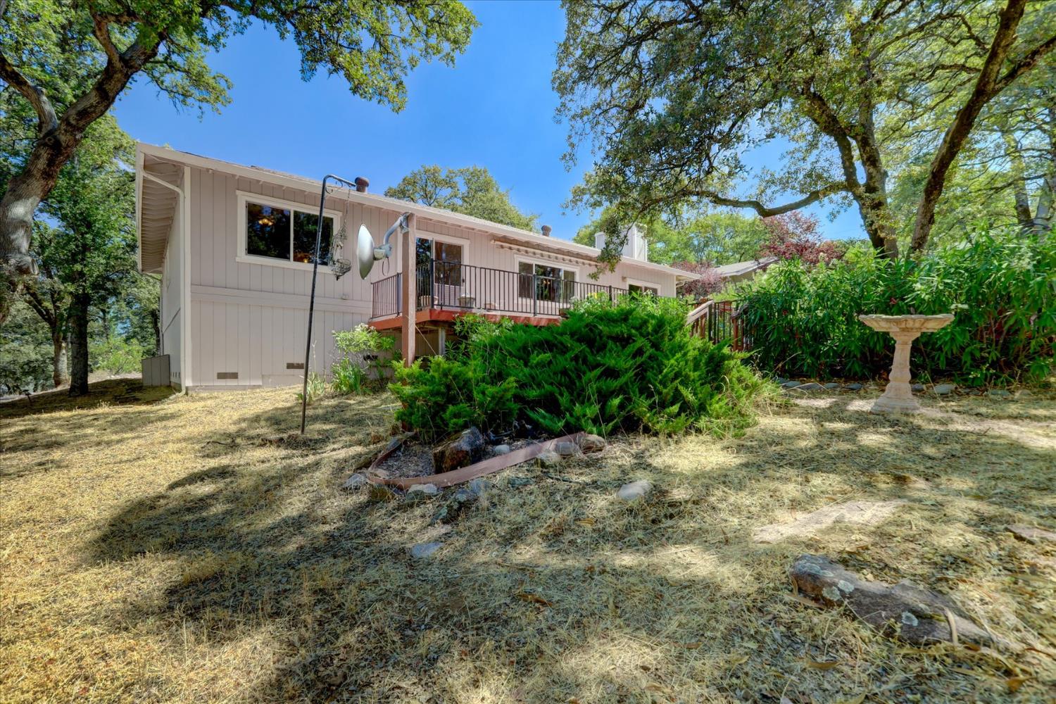 Detail Gallery Image 32 of 67 For 19009 Swallow Way, Penn Valley,  CA 95946 - 3 Beds | 2 Baths