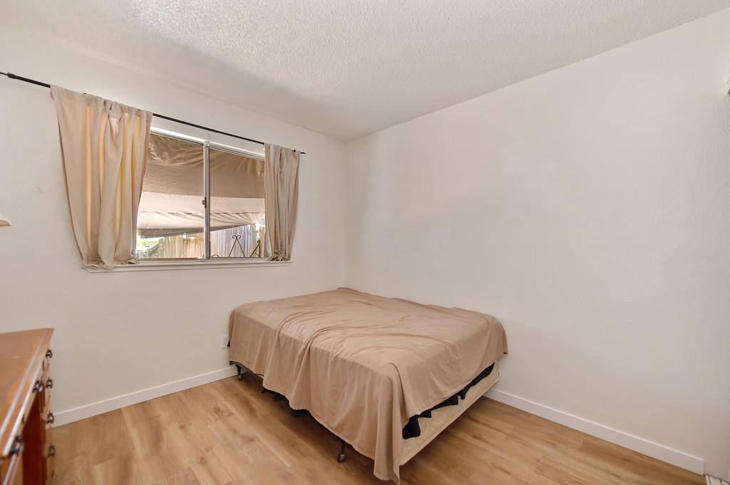 Detail Gallery Image 15 of 40 For 5500 E Knoll Dr, Fair Oaks,  CA 95628 - – Beds | – Baths
