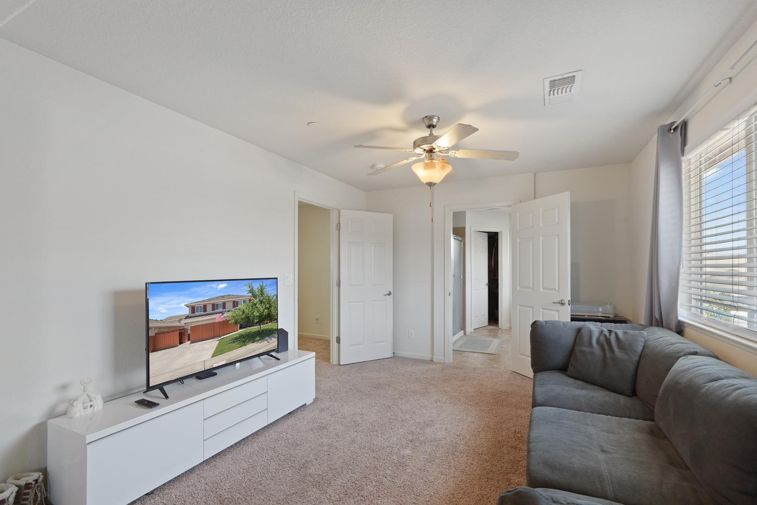 Detail Gallery Image 33 of 35 For 692 Arlene Ct, Galt,  CA 95632 - 4 Beds | 2/1 Baths
