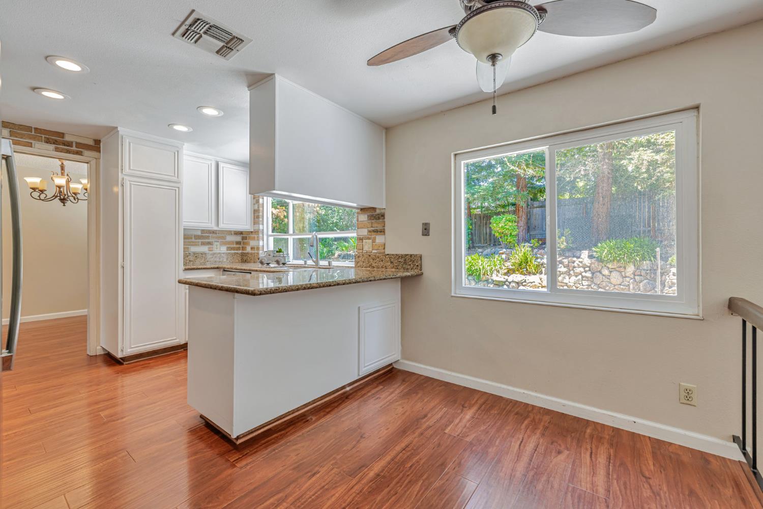 Detail Gallery Image 20 of 38 For 5544 Montia Ct, Orangevale,  CA 95662 - 4 Beds | 2/1 Baths