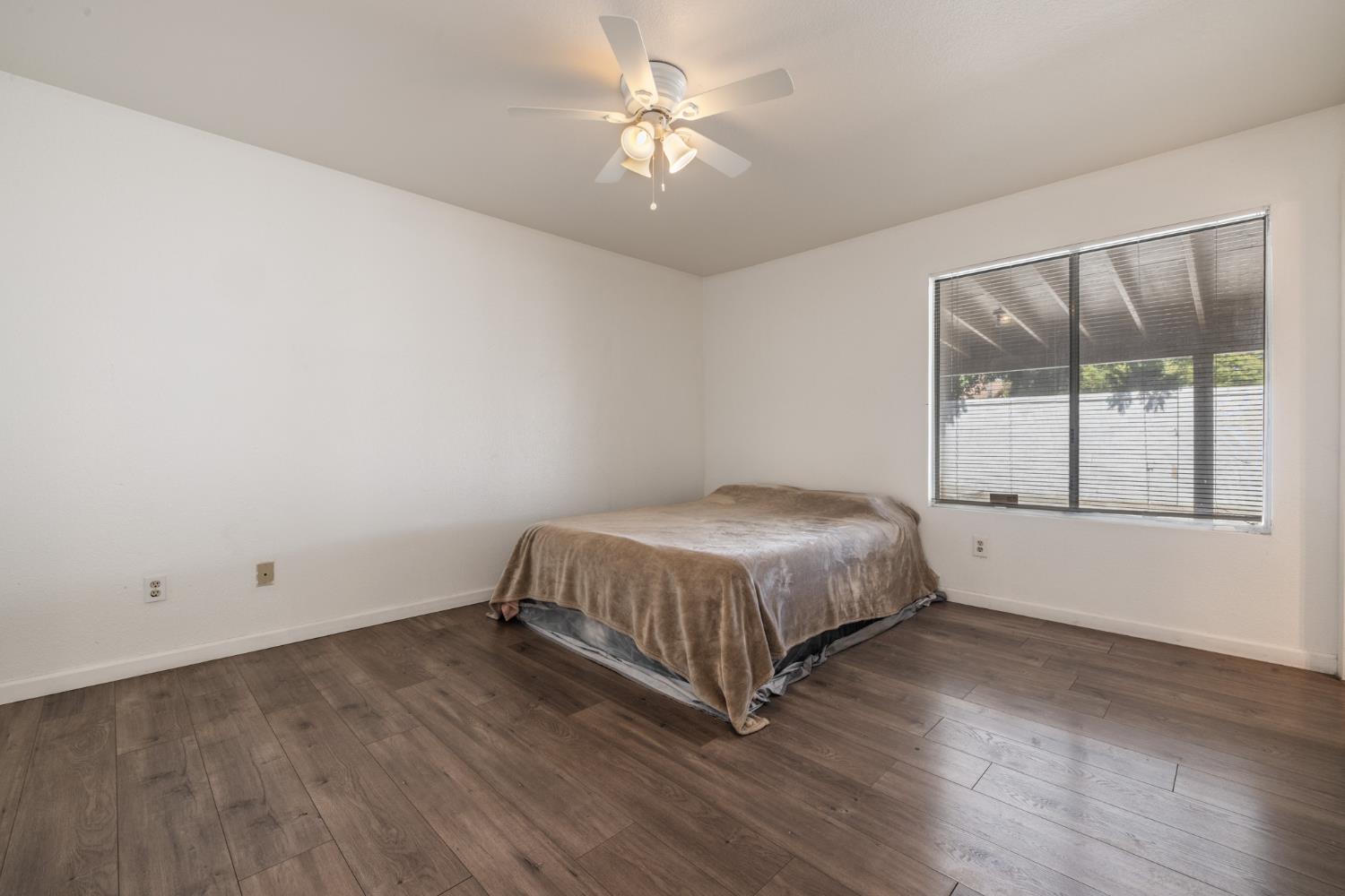 Detail Gallery Image 21 of 33 For 633 Waddell Way, Modesto,  CA 95357 - 3 Beds | 2 Baths