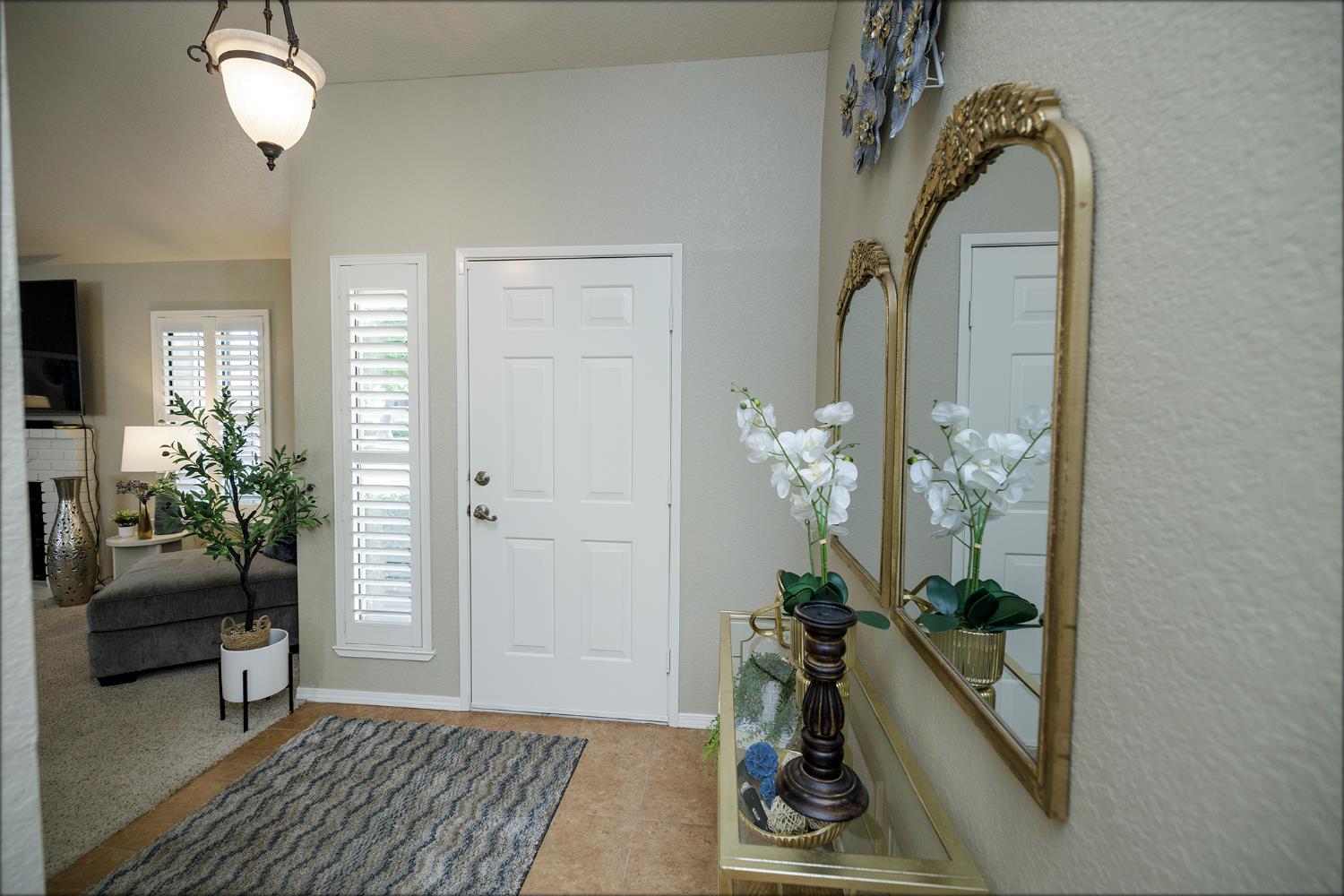 Detail Gallery Image 5 of 48 For 3537 Regency Park Dr, Modesto,  CA 95356 - 2 Beds | 2 Baths