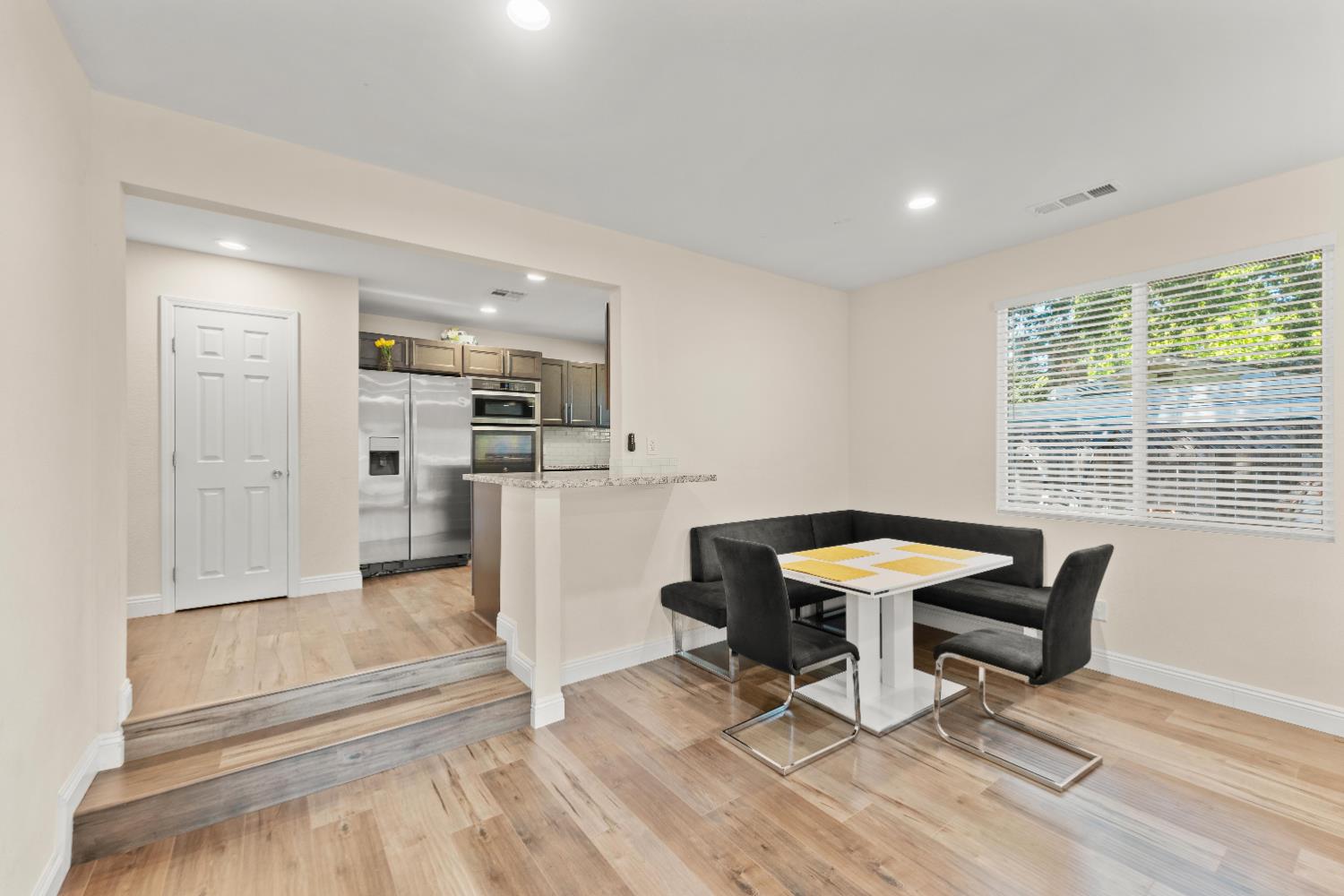 Detail Gallery Image 20 of 60 For 6936 Kon Tiki Dr, Orangevale,  CA 95662 - 4 Beds | 2/1 Baths