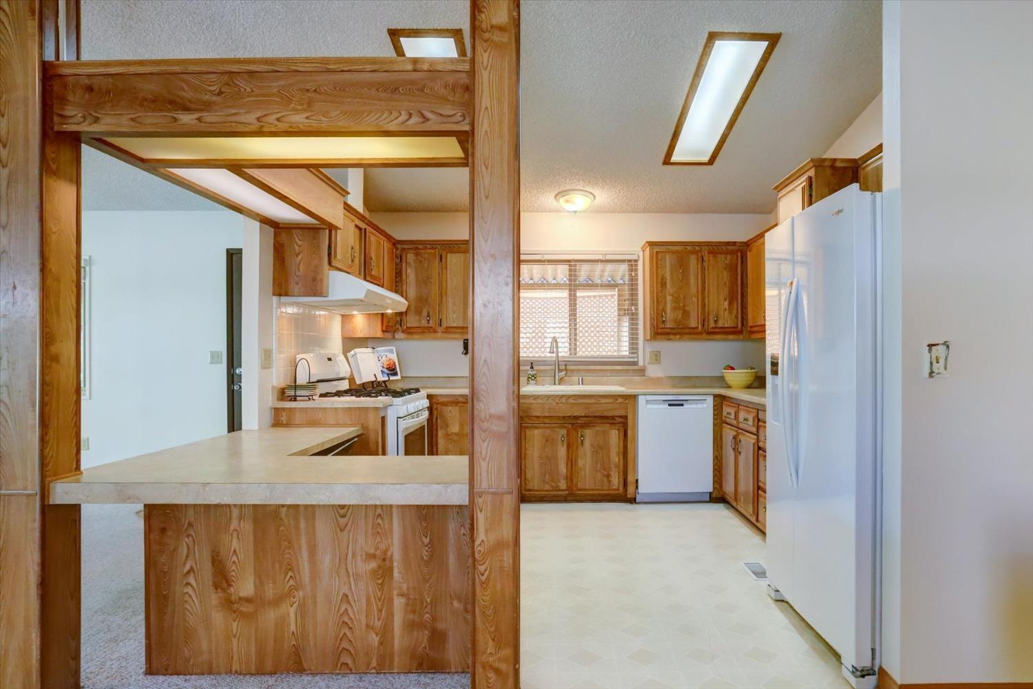 Detail Gallery Image 14 of 68 For 10046 Dalewood Way, Grass Valley,  CA 95949 - 2 Beds | 2 Baths