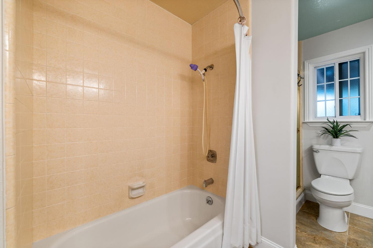 Detail Gallery Image 19 of 68 For 9480 Twin Lakes Ave, Orangevale,  CA 95662 - 3 Beds | 2 Baths