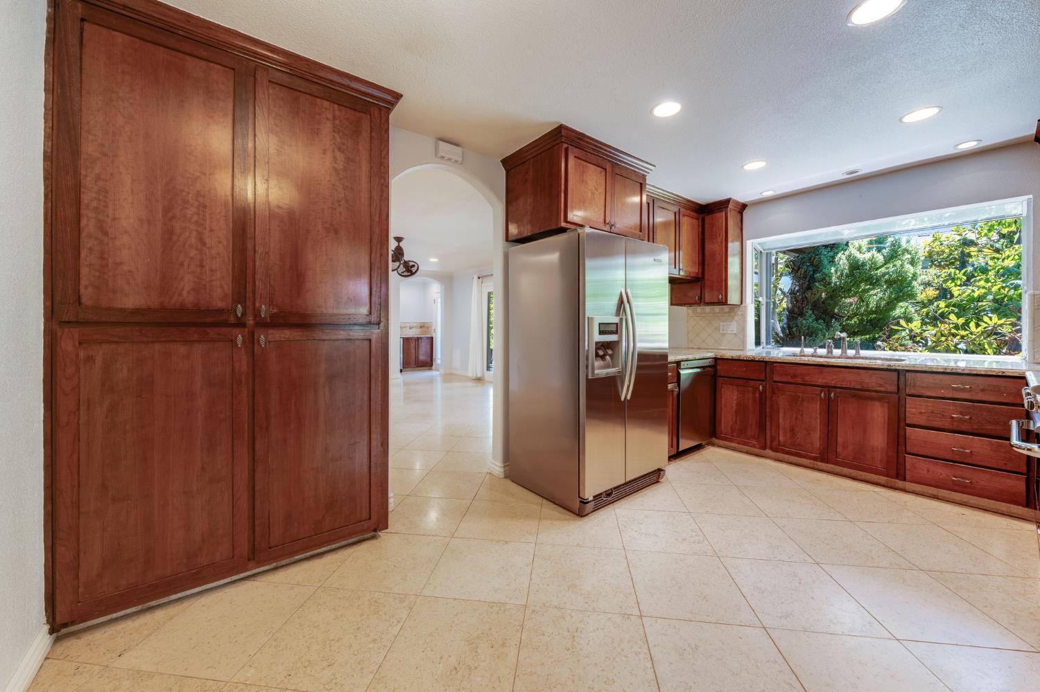 Detail Gallery Image 28 of 64 For 5352 Wedge Cir, Fair Oaks,  CA 95628 - 3 Beds | 2 Baths