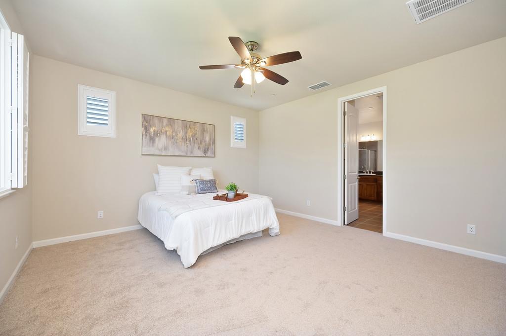 Detail Gallery Image 18 of 40 For 3096 Apache St, West Sacramento,  CA 95691 - 4 Beds | 3 Baths