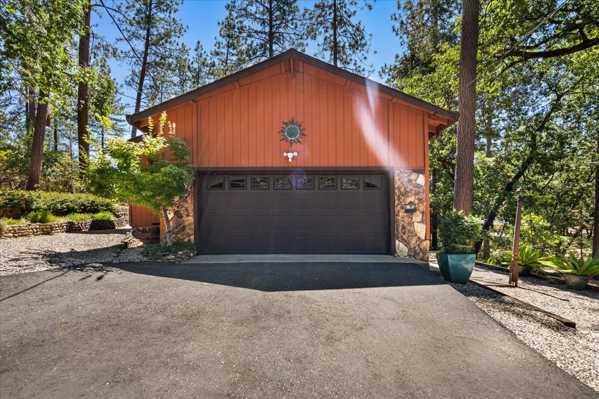 Detail Gallery Image 32 of 33 For 20780 Natures Way, Colfax,  CA 95713 - 3 Beds | 2 Baths
