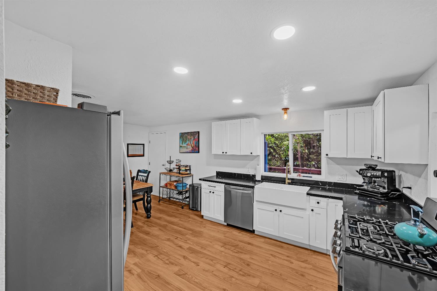 Detail Gallery Image 11 of 45 For 12191 Loma Rica Dr, Grass Valley,  CA 95945 - 3 Beds | 2 Baths