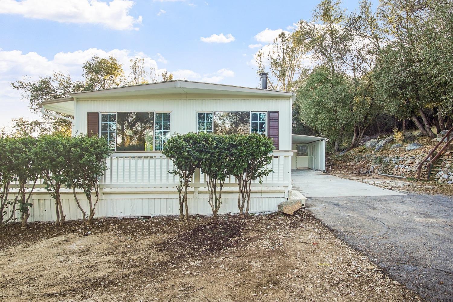 Detail Gallery Image 2 of 24 For 20718 Lower Hillview Dr, Sonora,  CA 95370 - 2 Beds | 2 Baths