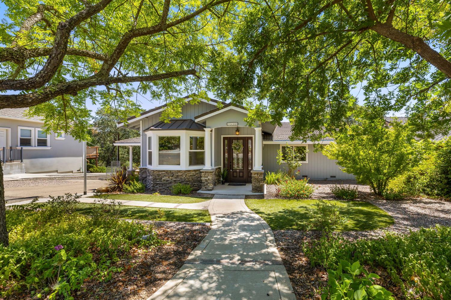 Detail Gallery Image 1 of 68 For 9480 Twin Lakes Ave, Orangevale,  CA 95662 - 3 Beds | 2 Baths