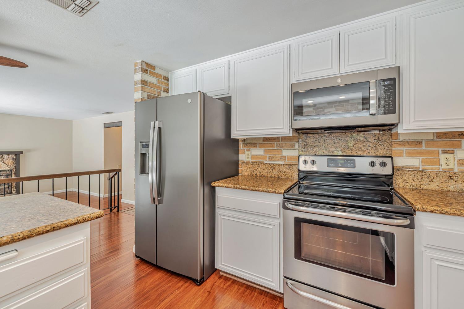 Detail Gallery Image 19 of 38 For 5544 Montia Ct, Orangevale,  CA 95662 - 4 Beds | 2/1 Baths