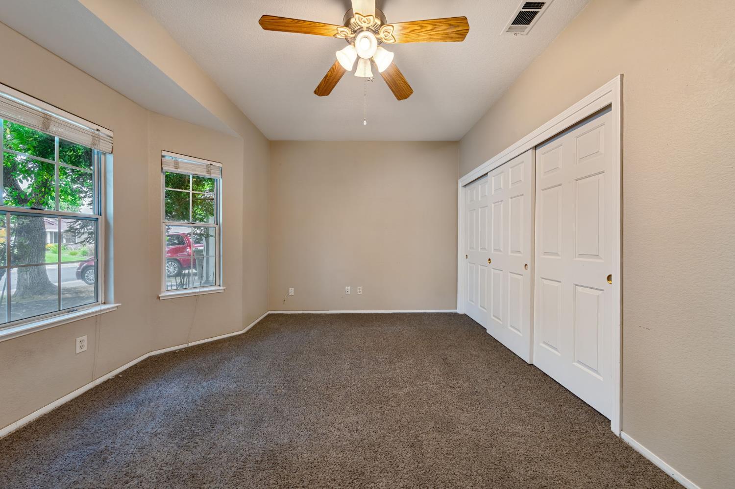 Detail Gallery Image 20 of 36 For 6736 Folkstone Way, Elk Grove,  CA 95758 - 4 Beds | 3 Baths