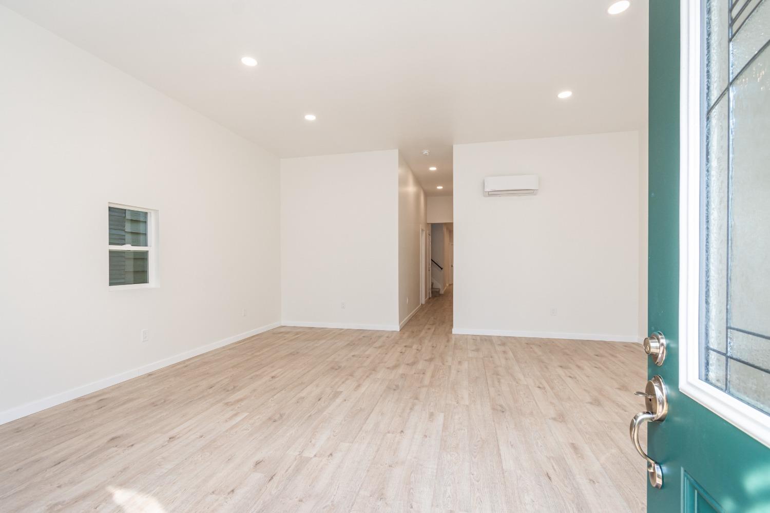 Detail Gallery Image 7 of 84 For 1269 B St, Walnut Grove,  CA 95690 - 4 Beds | 2 Baths