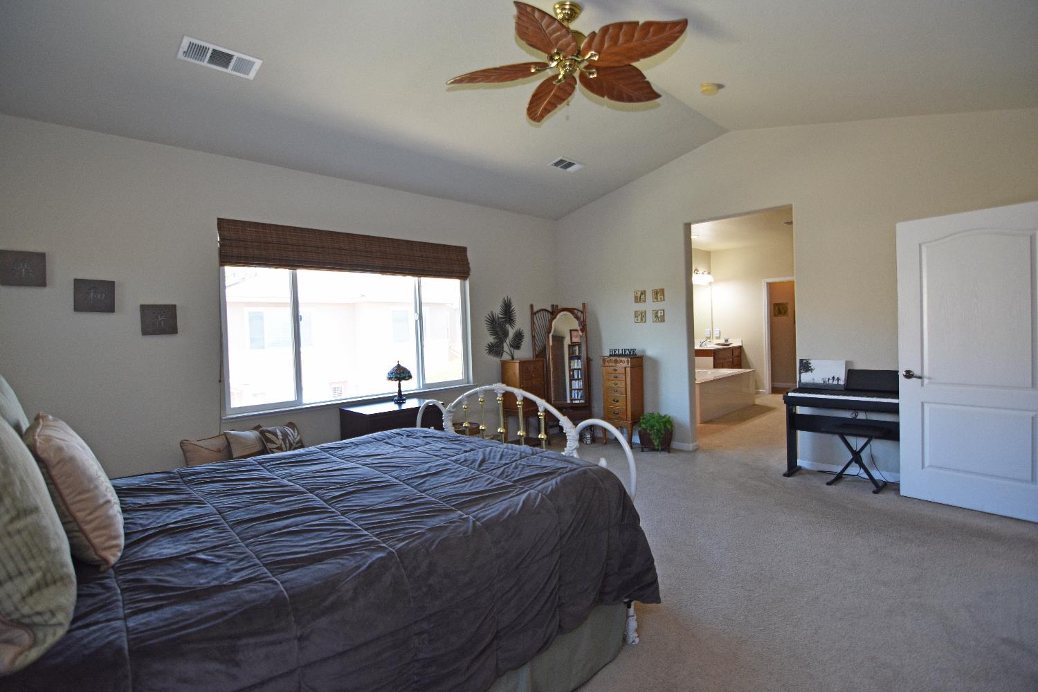 Detail Gallery Image 46 of 62 For 1923 Greenfield Dr, Turlock,  CA 95382 - 5 Beds | 3 Baths