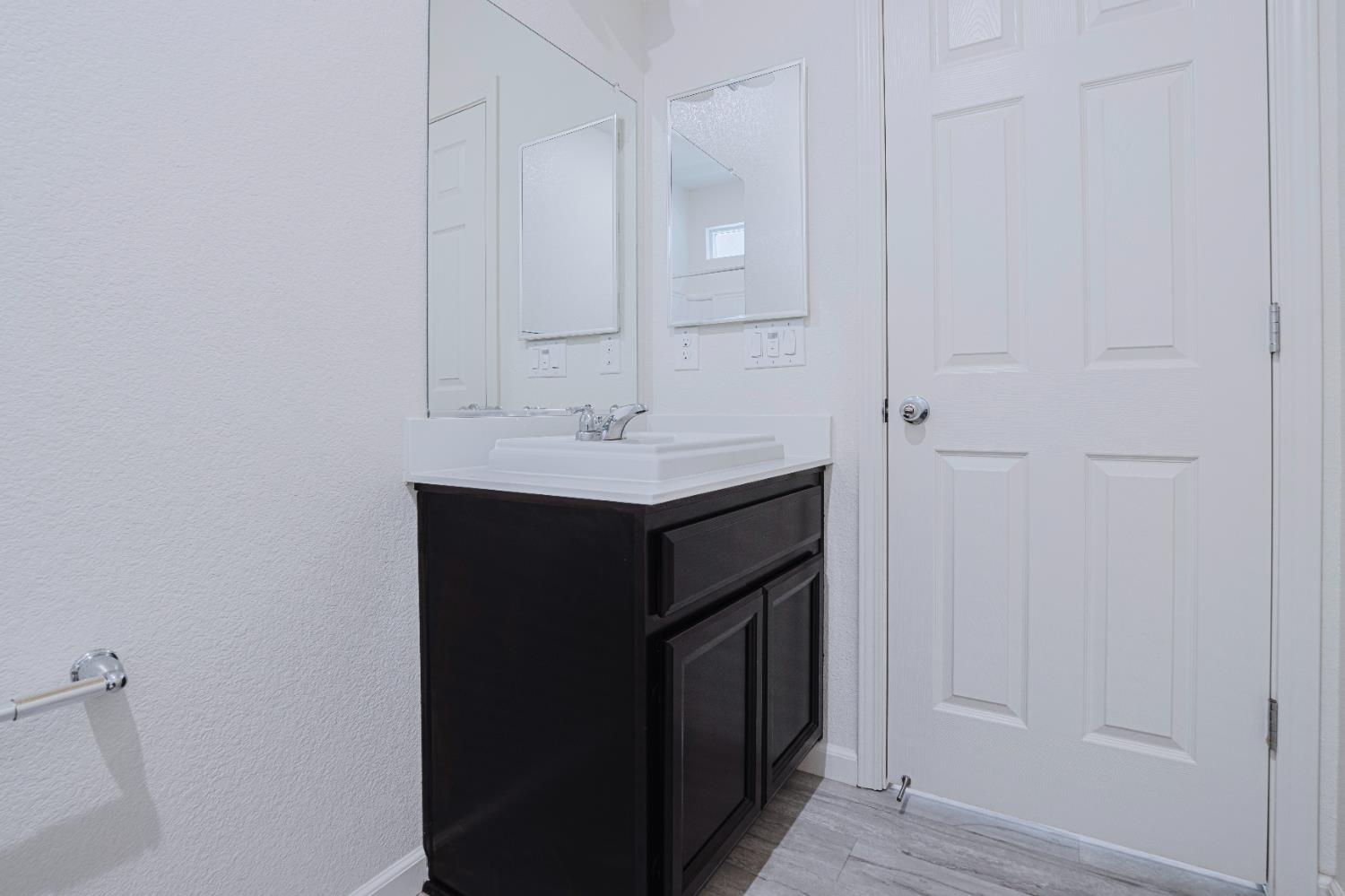Detail Gallery Image 33 of 53 For 5231 Morning Bird Way, Sacramento,  CA 95835 - 5 Beds | 3 Baths