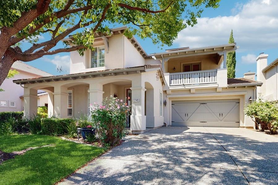 Detail Gallery Image 3 of 54 For 1740 Langholm Way, Folsom,  CA 95630 - 3 Beds | 2/1 Baths