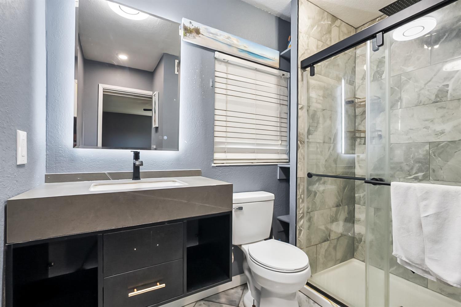Detail Gallery Image 17 of 28 For 904 Tahoe Dr, Modesto,  CA 95350 - 3 Beds | 2 Baths