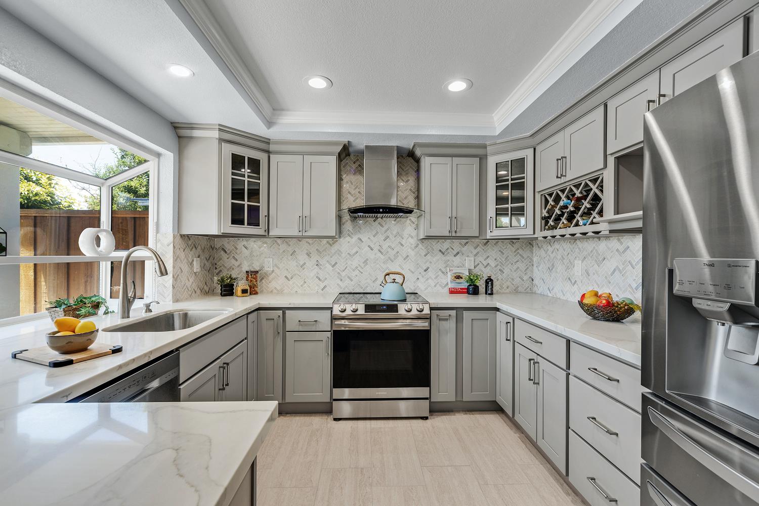 Detail Gallery Image 14 of 33 For 33012 Soquel St, Union City,  CA 94587 - 3 Beds | 2/1 Baths