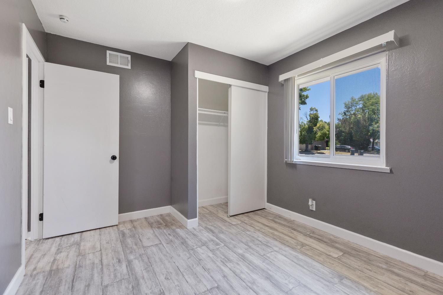 Detail Gallery Image 27 of 40 For 2537 Warrego Way, Sacramento,  CA 95826 - 4 Beds | 2/1 Baths
