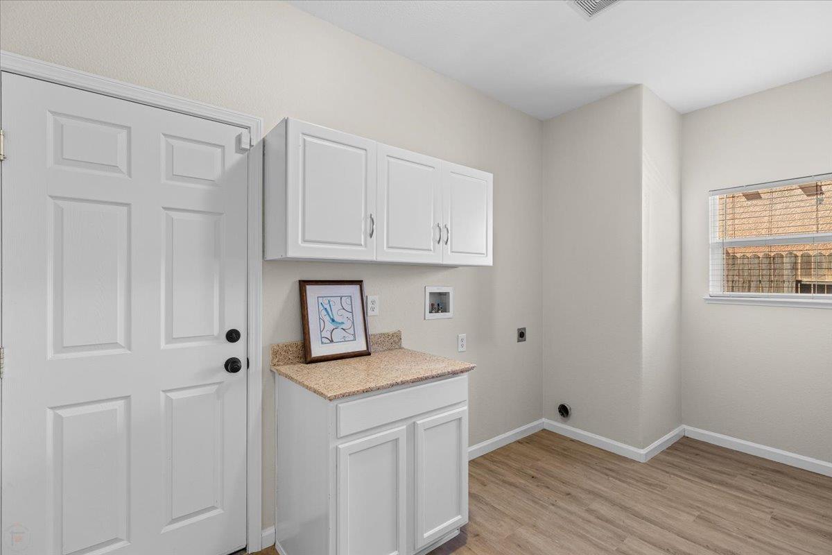 Detail Gallery Image 34 of 72 For 2520 Carnival Dr, Turlock,  CA 95380 - 5 Beds | 3 Baths