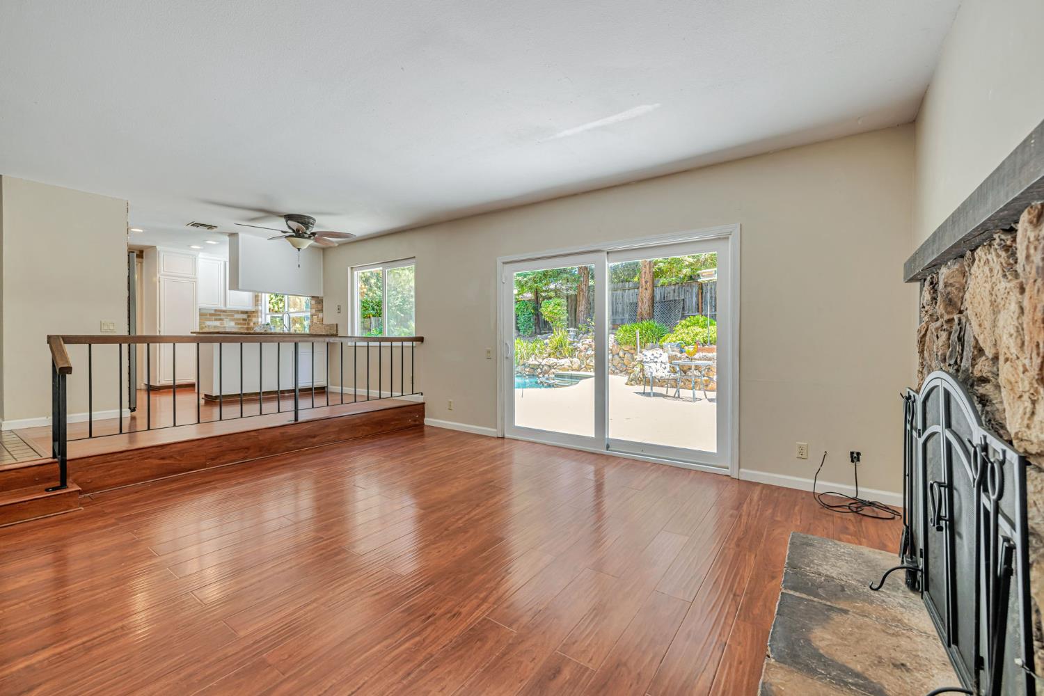 Detail Gallery Image 15 of 38 For 5544 Montia Ct, Orangevale,  CA 95662 - 4 Beds | 2/1 Baths