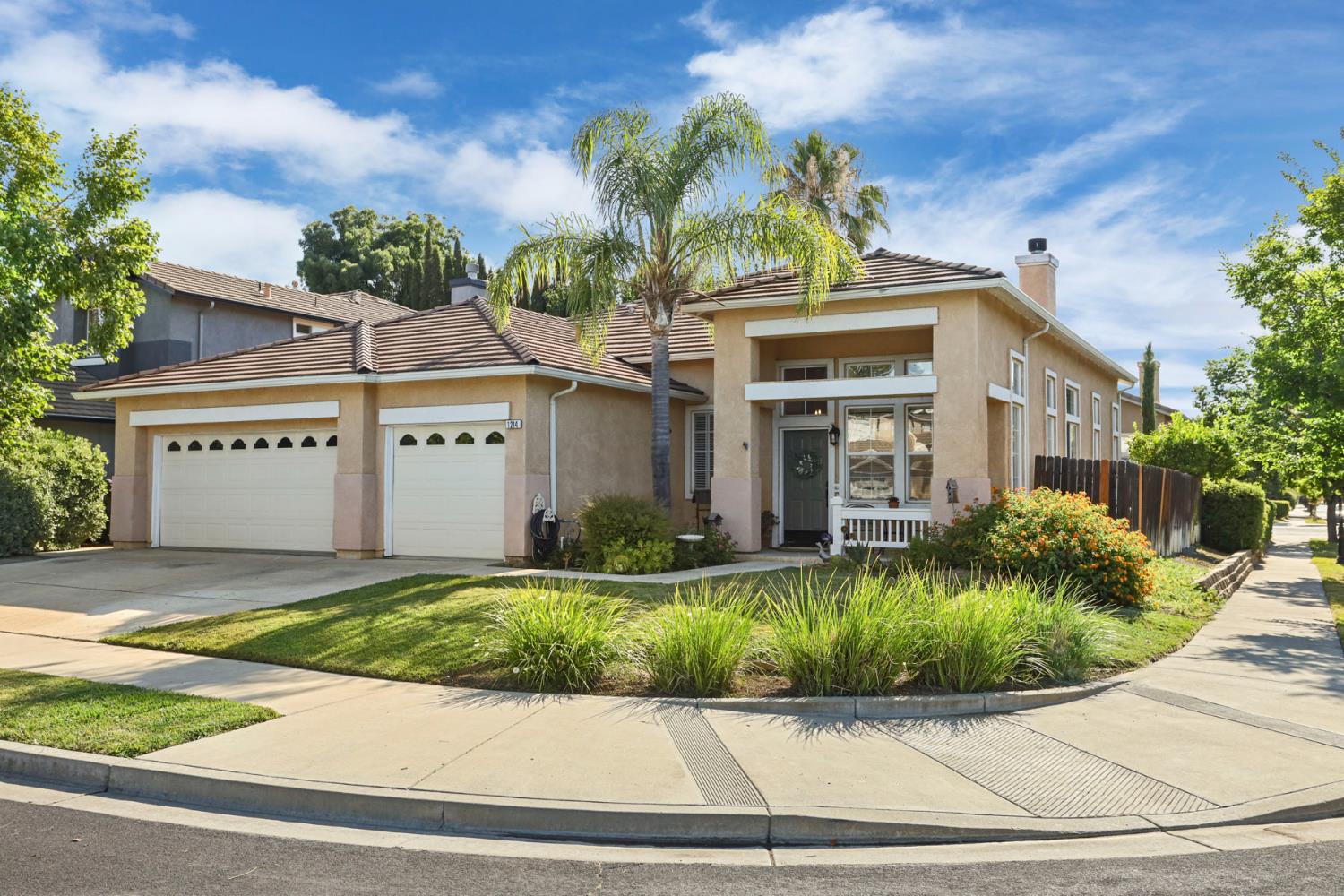 Detail Gallery Image 18 of 21 For 1214 Royal Ann Ct, Brentwood,  CA 94513 - 4 Beds | 2/1 Baths