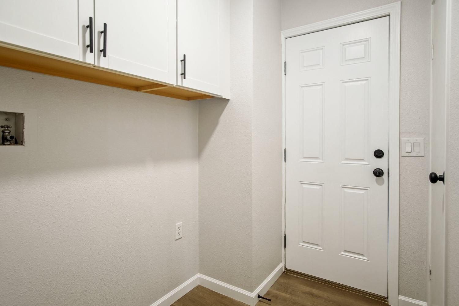 Detail Gallery Image 14 of 24 For 20718 Lower Hillview Dr, Sonora,  CA 95370 - 2 Beds | 2 Baths