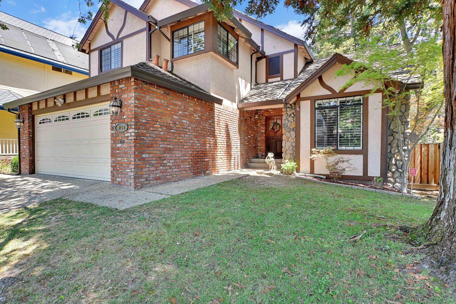 Detail Gallery Image 3 of 62 For 4710 Dea Way, Fair Oaks,  CA 95628 - 4 Beds | 3 Baths