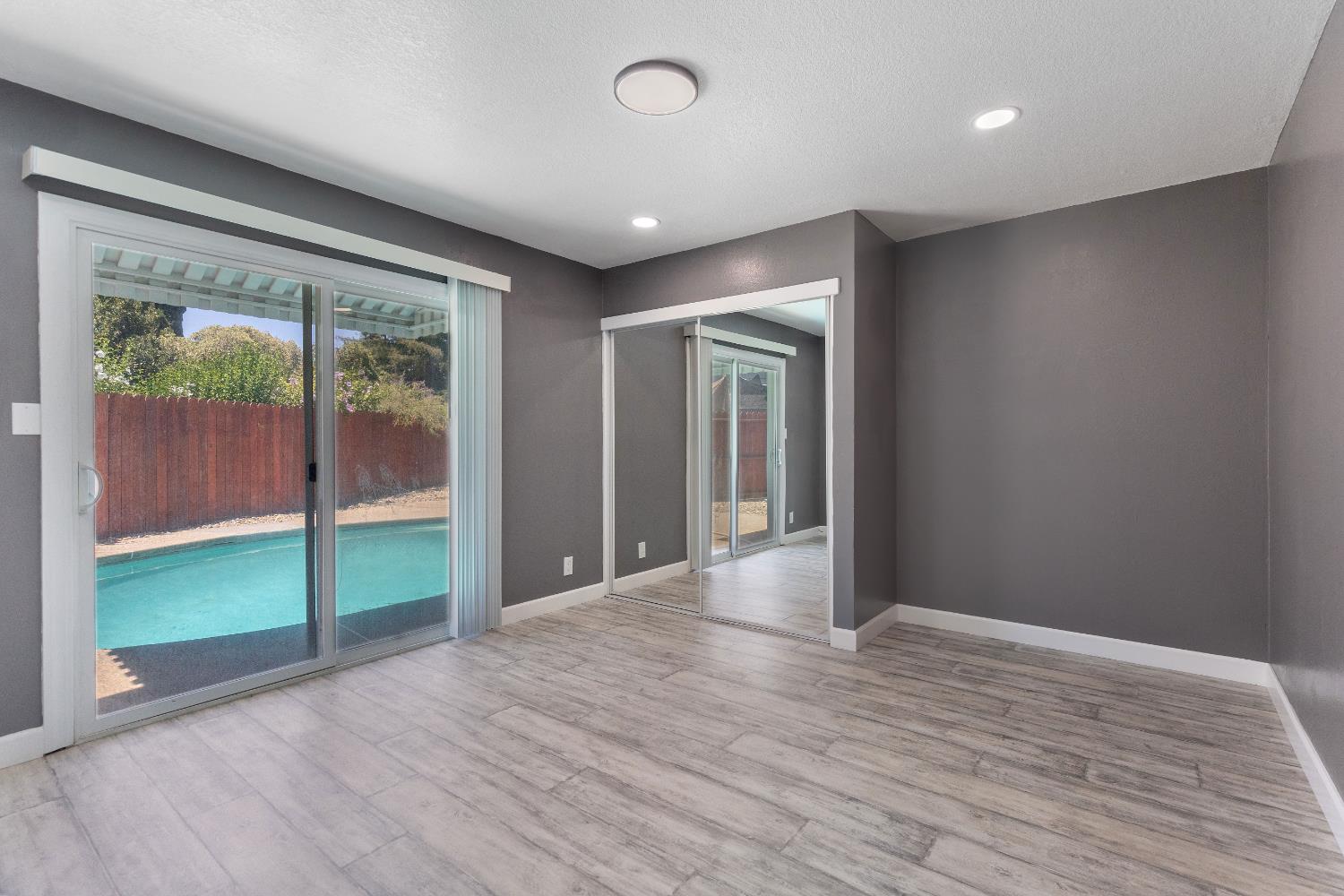Detail Gallery Image 23 of 40 For 2537 Warrego Way, Sacramento,  CA 95826 - 4 Beds | 2/1 Baths