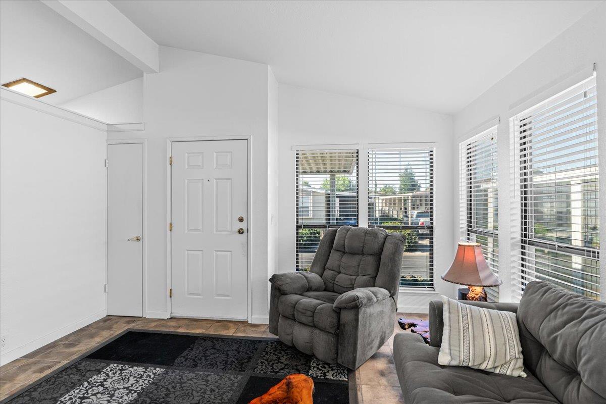 Detail Gallery Image 10 of 58 For 1500 Held Ave 79, Modesto,  CA 95355 - 2 Beds | 2 Baths