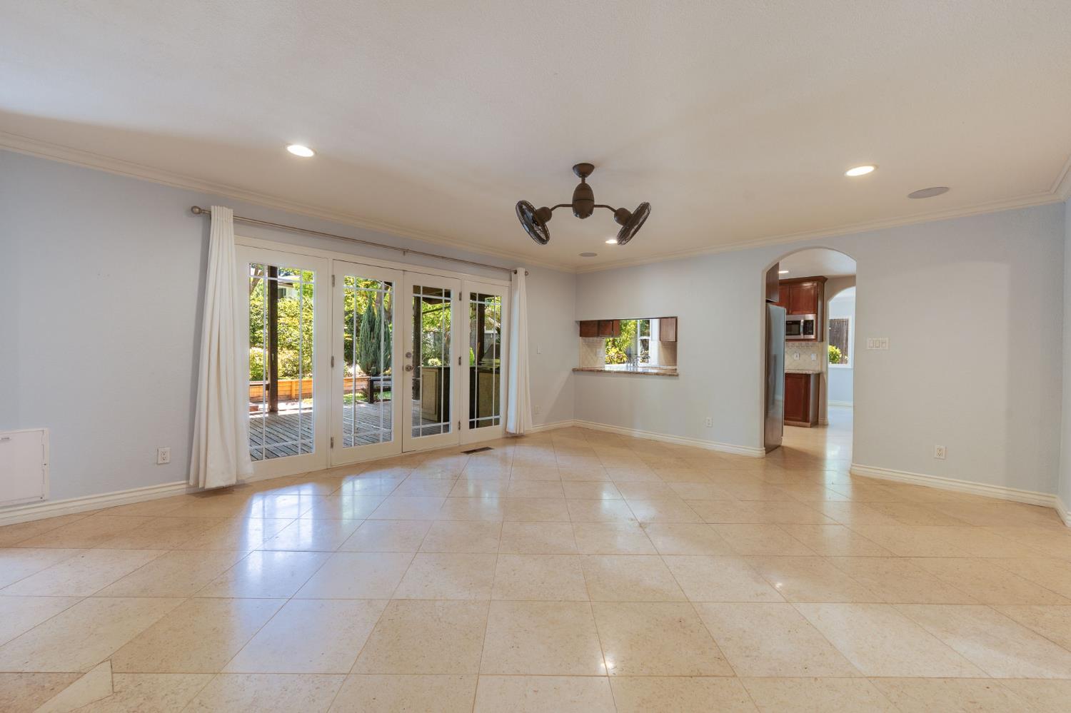 Detail Gallery Image 25 of 64 For 5352 Wedge Cir, Fair Oaks,  CA 95628 - 3 Beds | 2 Baths