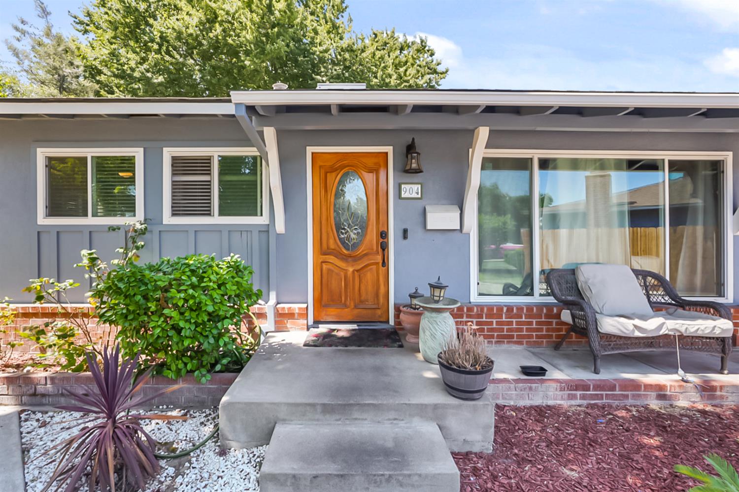 Detail Gallery Image 2 of 28 For 904 Tahoe Dr, Modesto,  CA 95350 - 3 Beds | 2 Baths