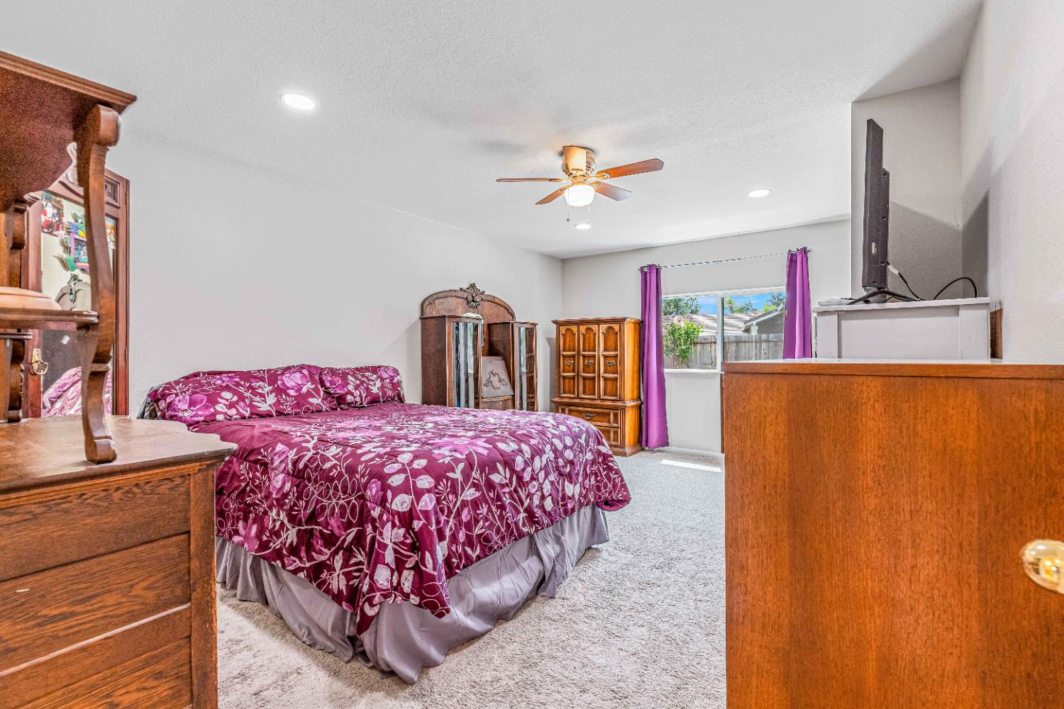 Detail Gallery Image 19 of 32 For 7003 Royal Links Dr, Riverbank,  CA 95367 - 4 Beds | 2/1 Baths