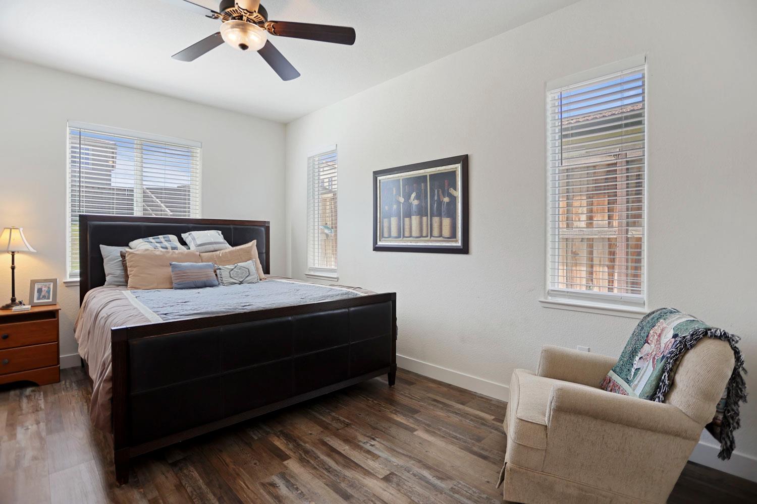 Detail Gallery Image 16 of 37 For 21224 Grapevine, Patterson,  CA 95363 - 5 Beds | 3 Baths