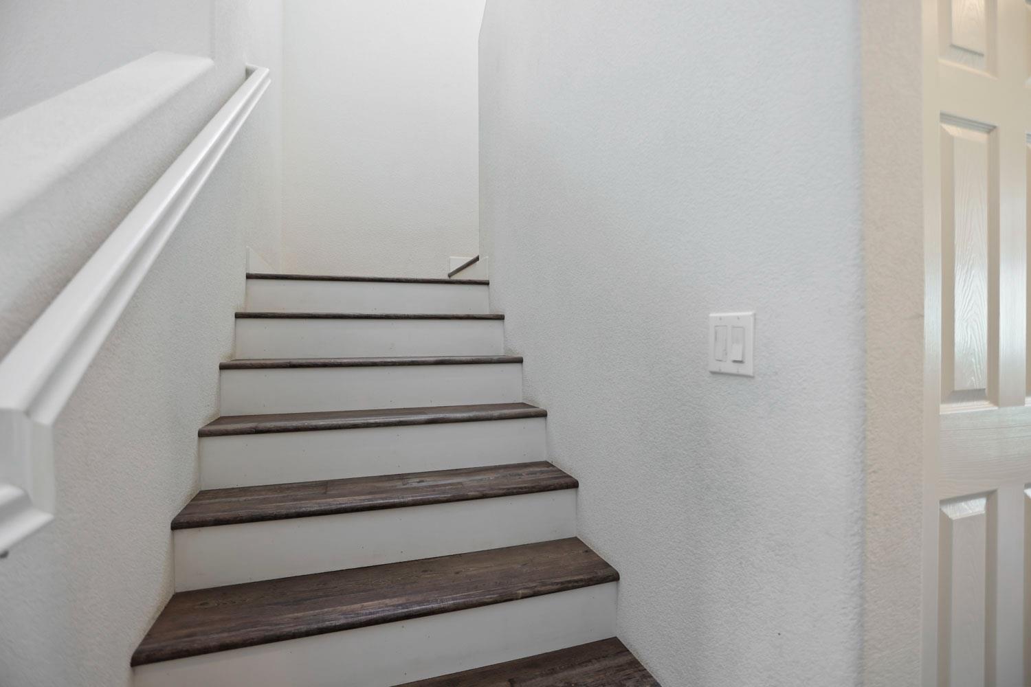 Detail Gallery Image 18 of 37 For 21224 Grapevine, Patterson,  CA 95363 - 5 Beds | 3 Baths