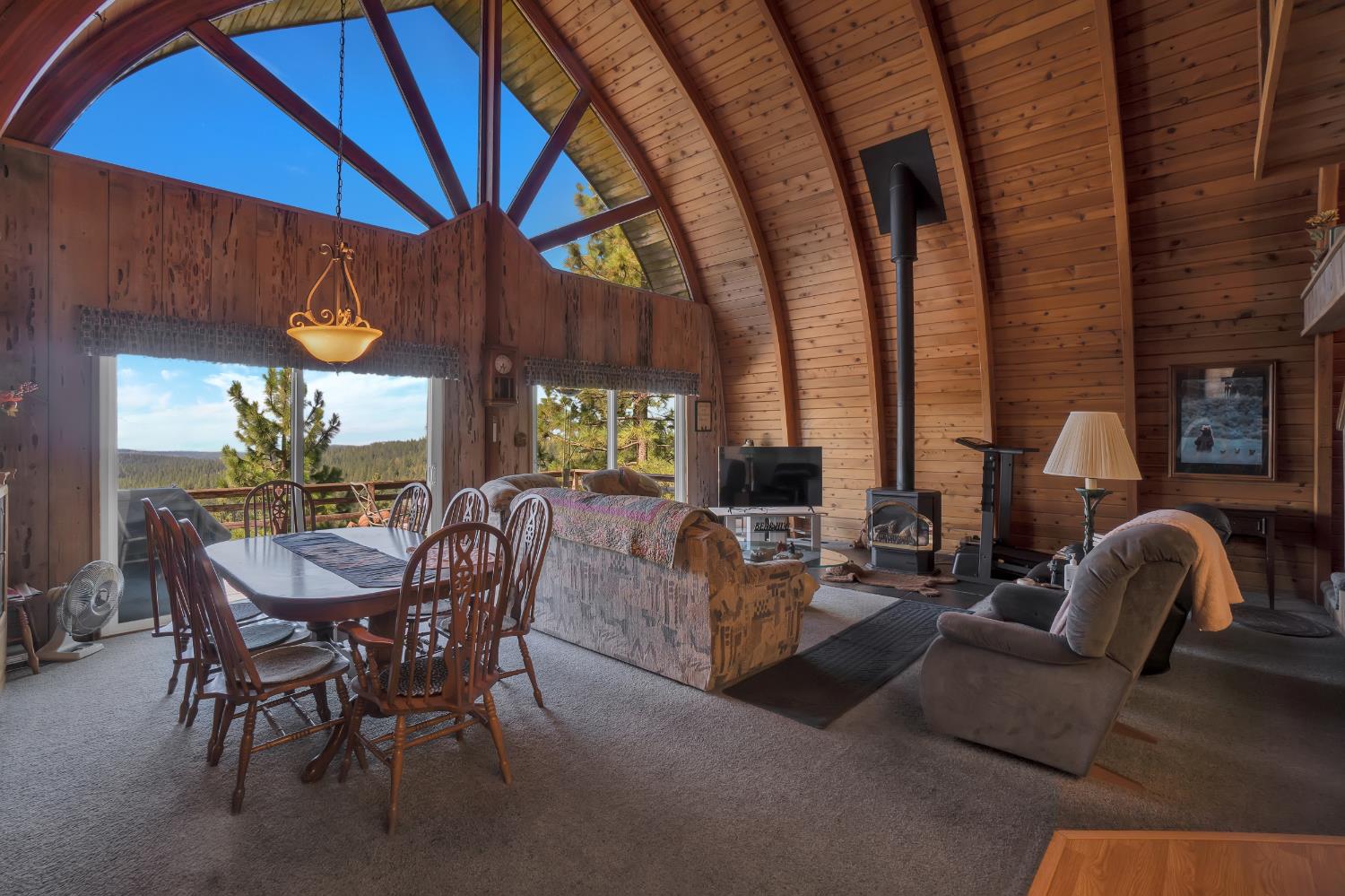 Detail Gallery Image 10 of 46 For 1262 Pebble Beach Way, Arnold,  CA 95223 - 3 Beds | 3 Baths