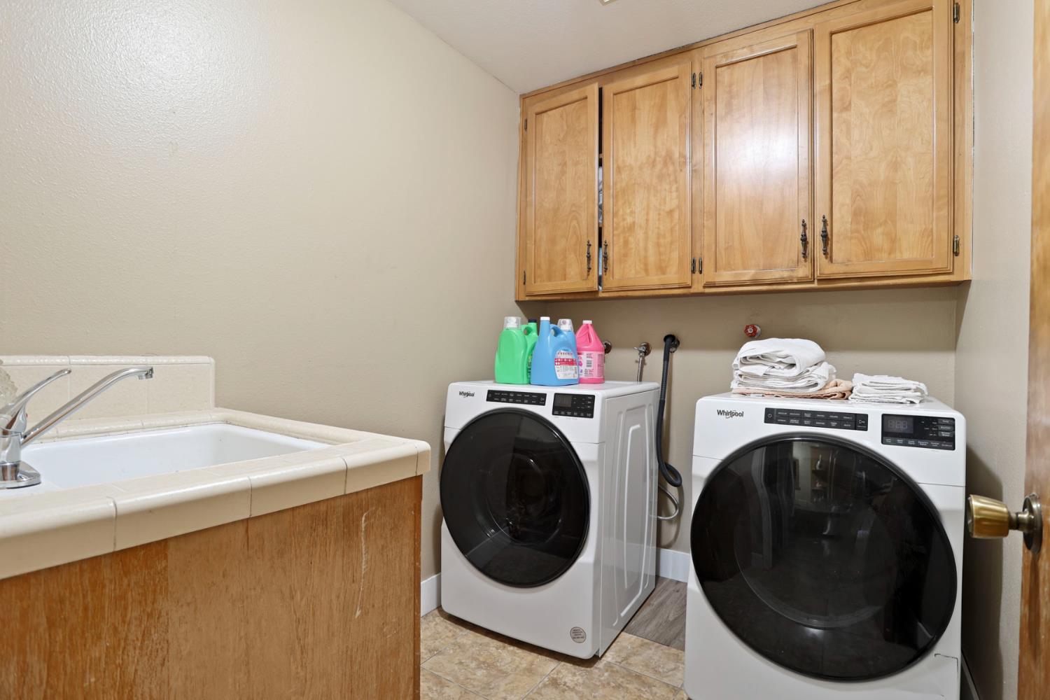 Detail Gallery Image 20 of 47 For 2300 Senimi Cir, Ceres,  CA 95307 - 4 Beds | 3 Baths