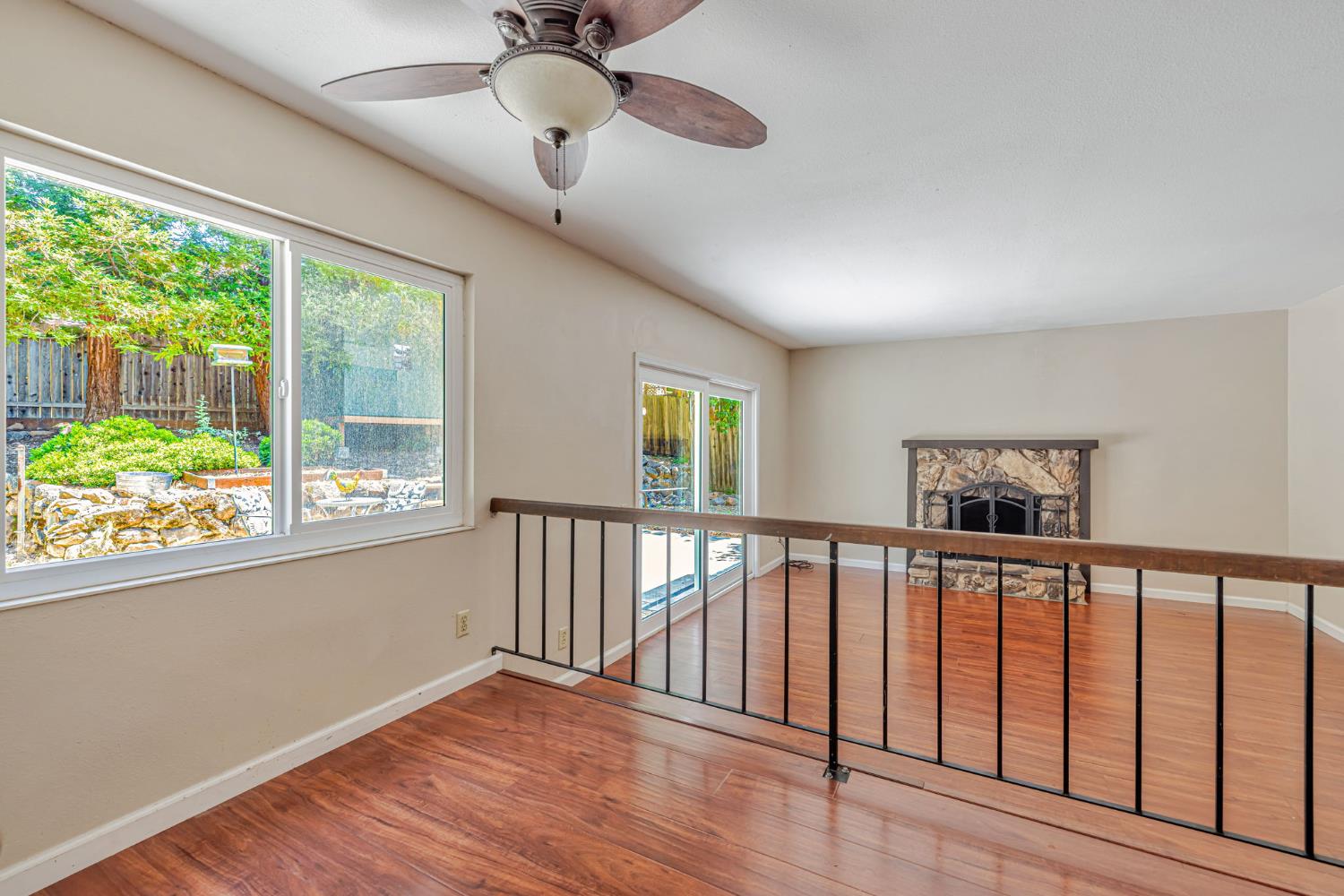Detail Gallery Image 14 of 38 For 5544 Montia Ct, Orangevale,  CA 95662 - 4 Beds | 2/1 Baths