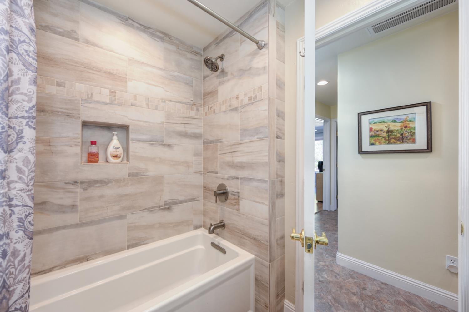 Detail Gallery Image 27 of 42 For 2421 Huckleberry Ln, Valley Springs,  CA 95252 - 3 Beds | 2 Baths